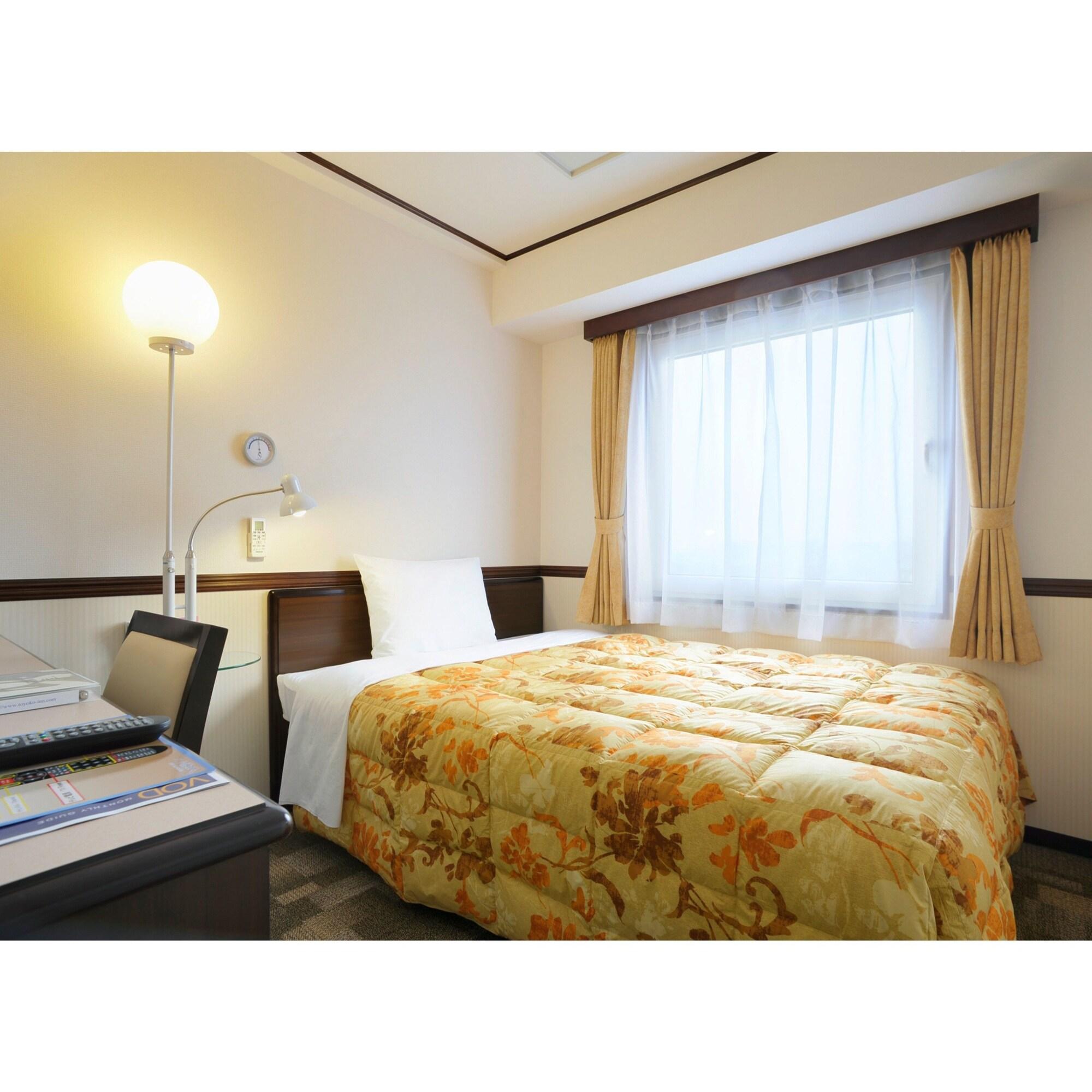 Toyoko Inn Okayama Eki Higashi Guchi Exterior foto
