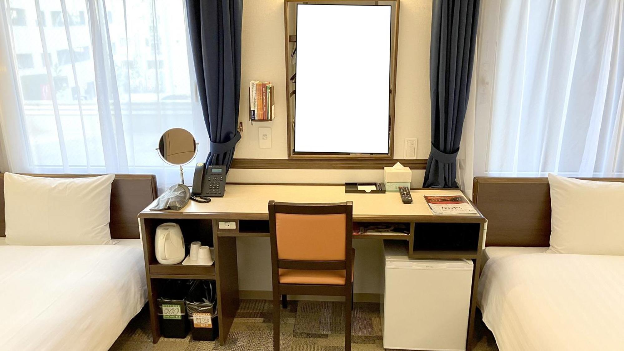Toyoko Inn Okayama Eki Higashi Guchi Exterior foto